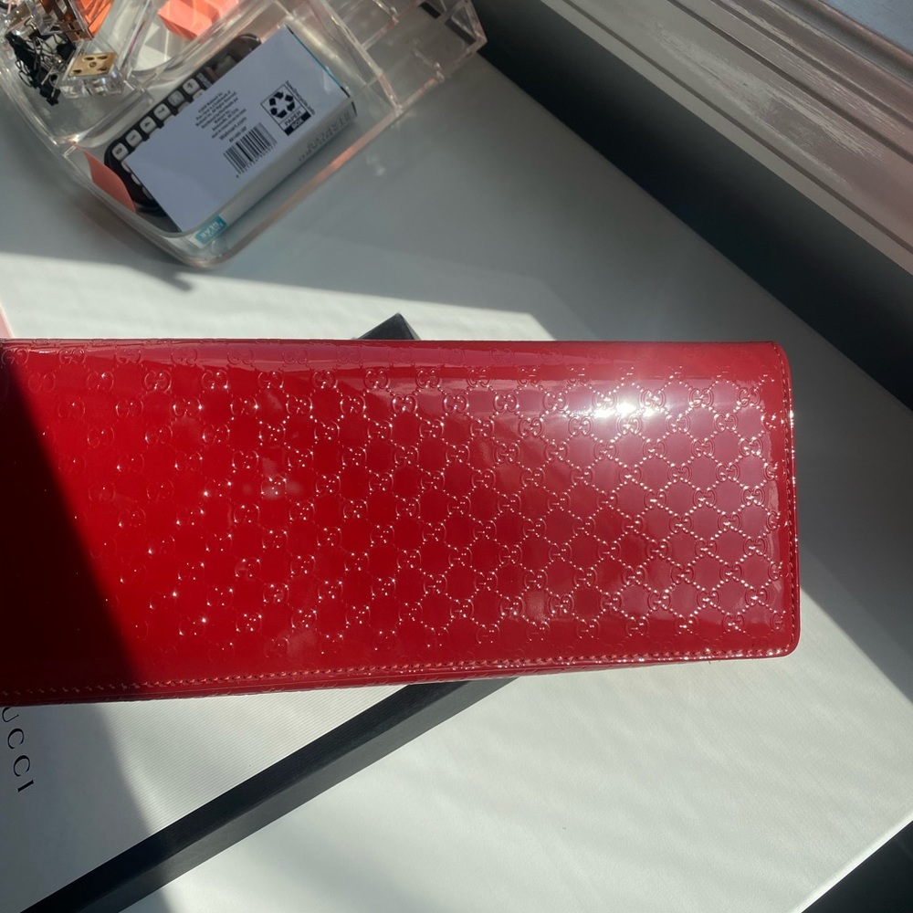 🚨 Gucci Classic branded logo Clutch 🚨
